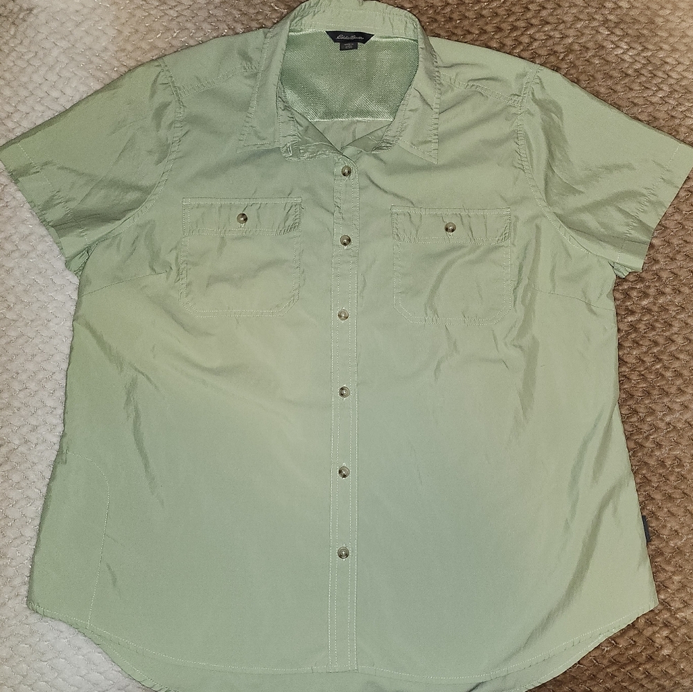 Men's lightweight Eddie Bauer Shirt